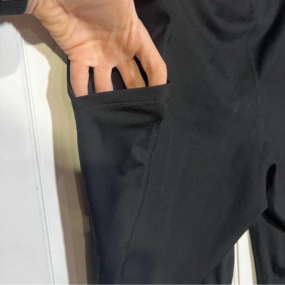 Torrid Leggings High Rise Full-Length Pocket Black Size 5X / 28 Active Workout - Picture 10 of 13